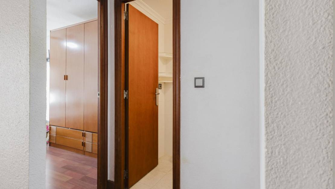 Venta - Apartment - Torrevieja - Torrevieja Centro