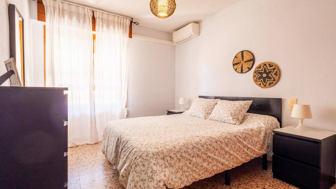 Venta - Apartment - Torrevieja - Torrevieja Centro