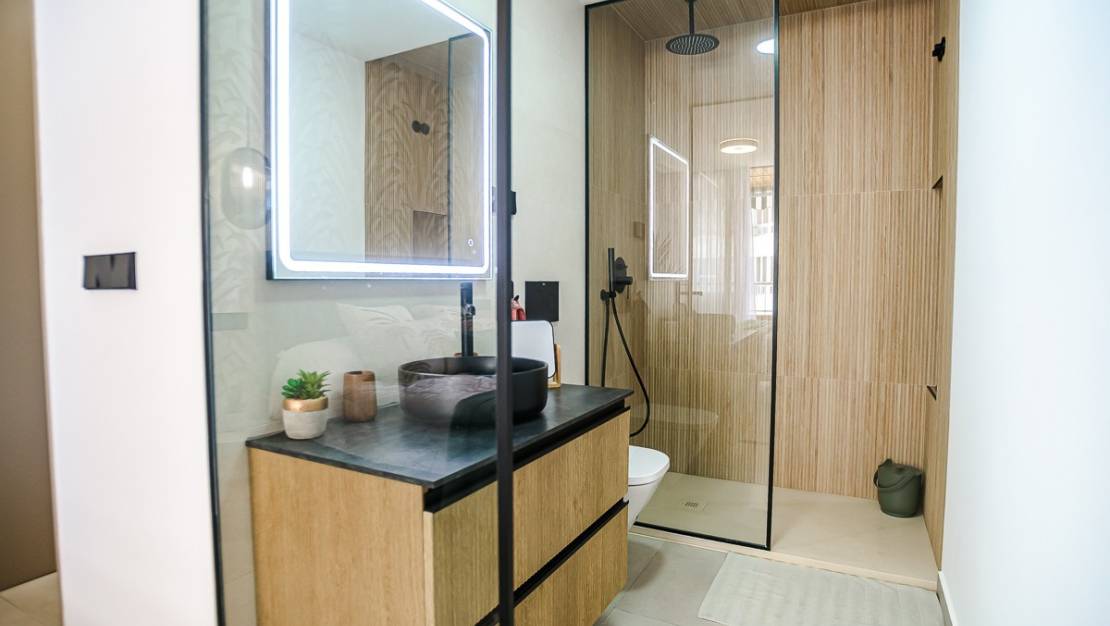 Venta - Apartment - Torrevieja - Torrevieja Centro