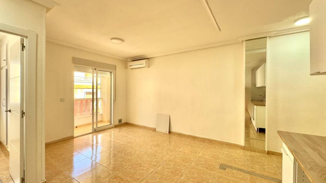 Venta - Apartment - Torrevieja - Torrevieja Centro