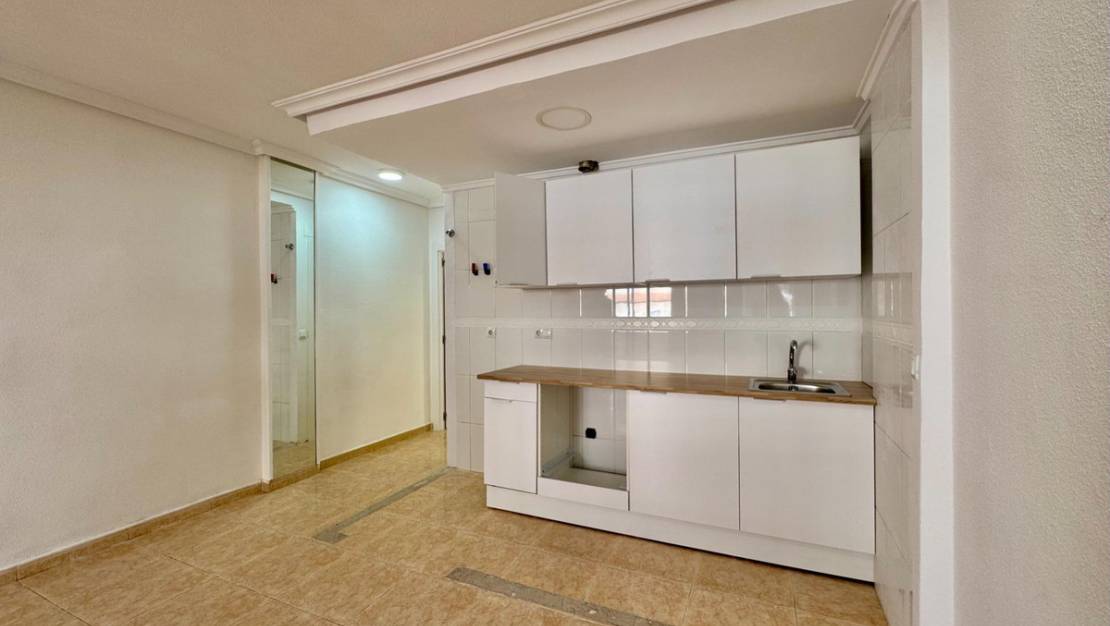Venta - Apartment - Torrevieja - Torrevieja Centro