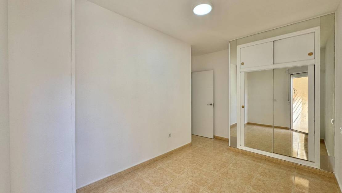 Venta - Apartment - Torrevieja - Torrevieja Centro