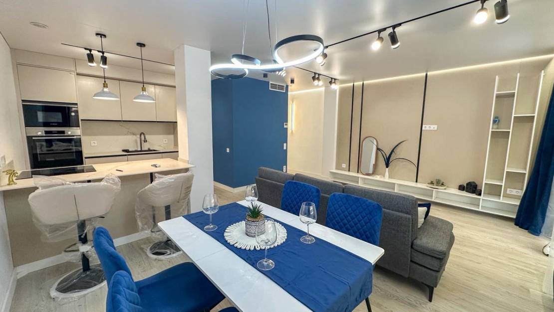 Venta - Apartment - Torrevieja - Torrevieja Centro