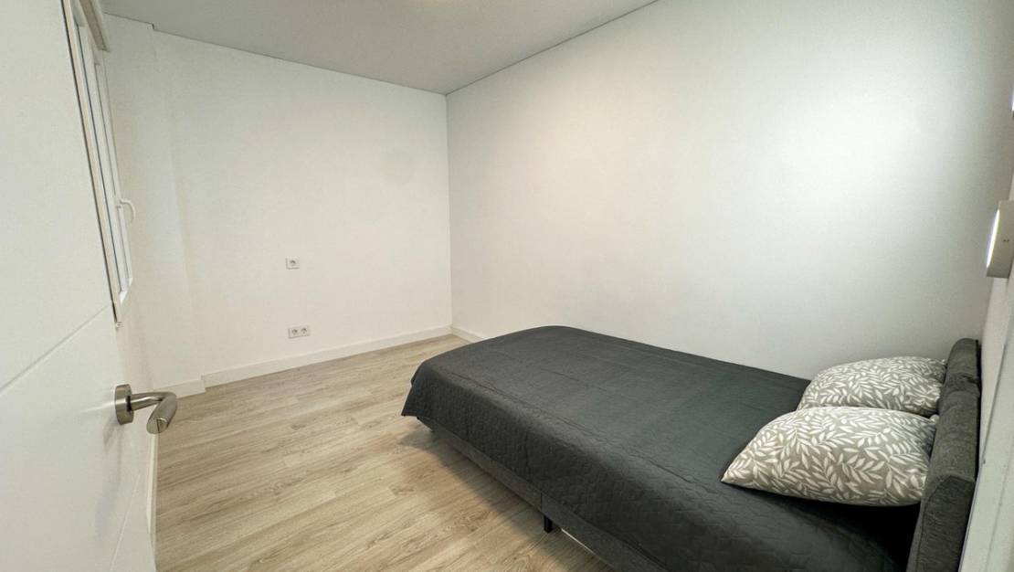Venta - Apartment - Torrevieja - Torrevieja Centro