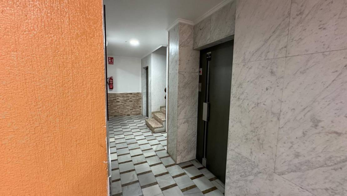 Venta - Apartment - Torrevieja - Torrevieja Centro