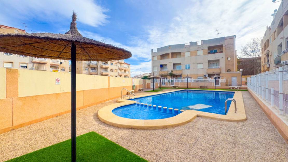 Venta - Apartment - Torrevieja - Torrevieja Centro