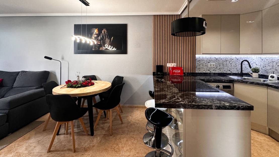 Venta - Apartment - Torrevieja - Torrevieja Centro