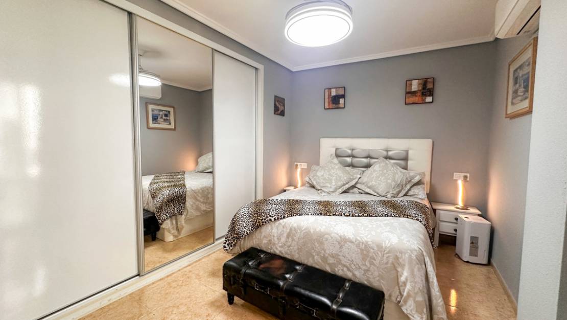 Venta - Apartment - Torrevieja - Torrevieja Centro