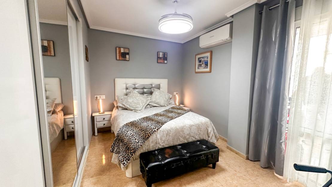 Venta - Apartment - Torrevieja - Torrevieja Centro