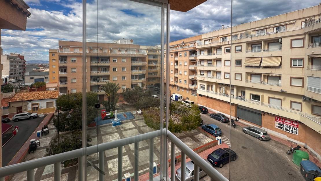 Venta - Apartment - Torrevieja - Torrevieja Centro