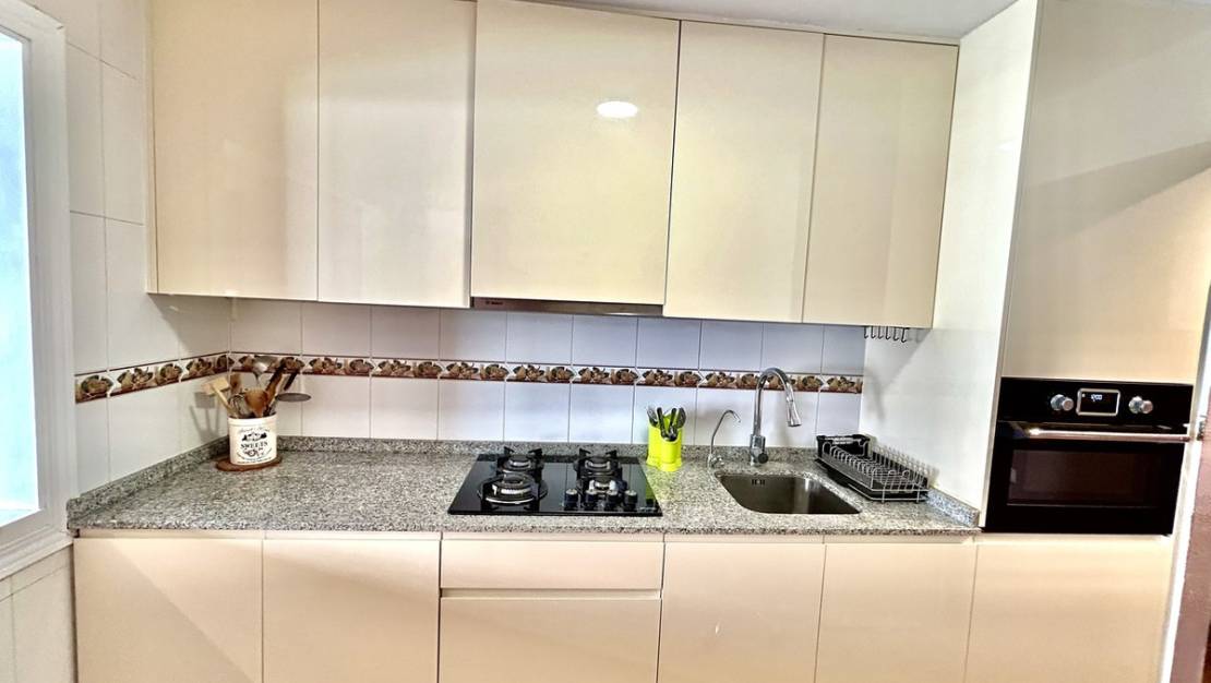 Venta - Apartment - Torrevieja - Torrevieja Centro