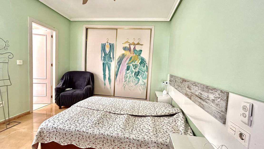 Venta - Apartment - Torrevieja - Torrevieja Centro