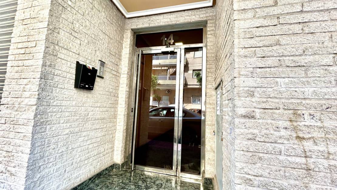 Venta - Apartment - Torrevieja - Torrevieja Centro