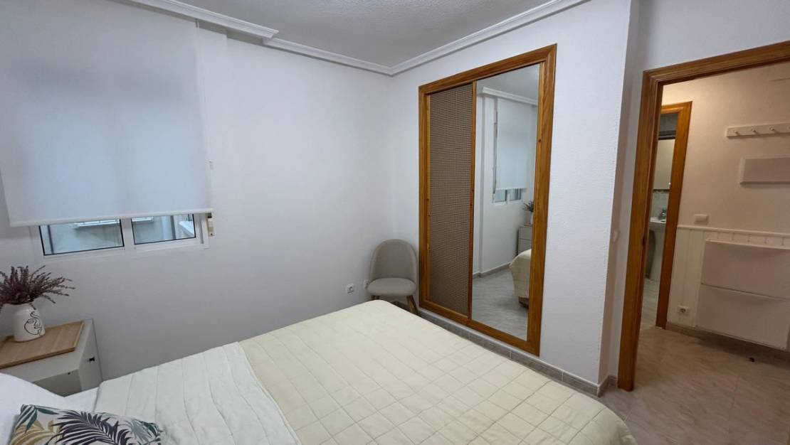 Venta - Apartment - Torrevieja - Torrevieja Centro