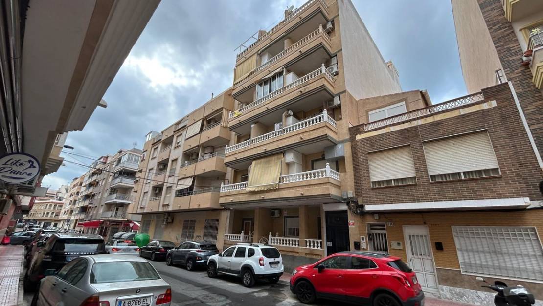 Venta - Apartment - Torrevieja - Torrevieja Centro