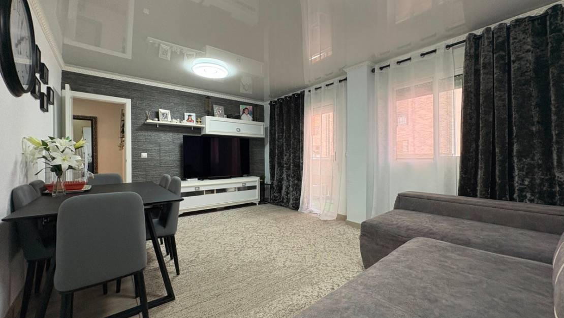 Venta - Apartment - Torrevieja - Torrevieja Centro