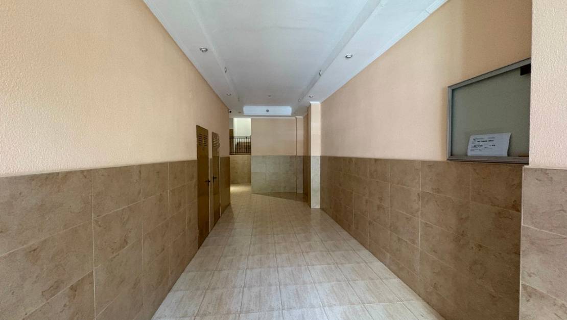 Venta - Apartment - Torrevieja - Torrevieja Centro