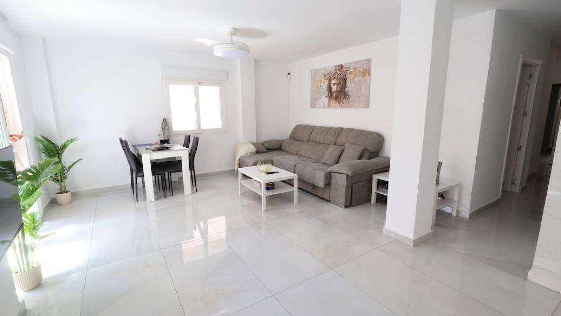 Venta - Apartment - Torrevieja - Torrevieja Centro