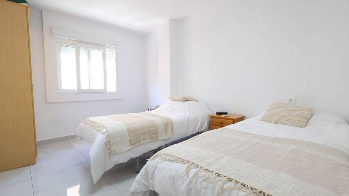 Venta - Apartment - Torrevieja - Torrevieja Centro