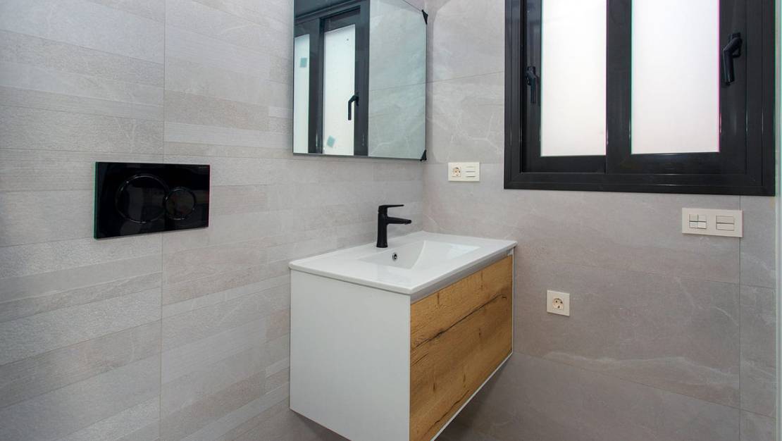 Venta - Apartment - Torrevieja - Torrevieja Centro