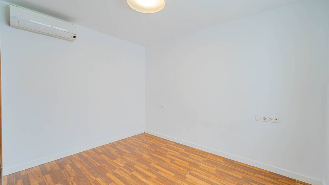 Venta - Apartment - Torrevieja - Torrevieja Centro