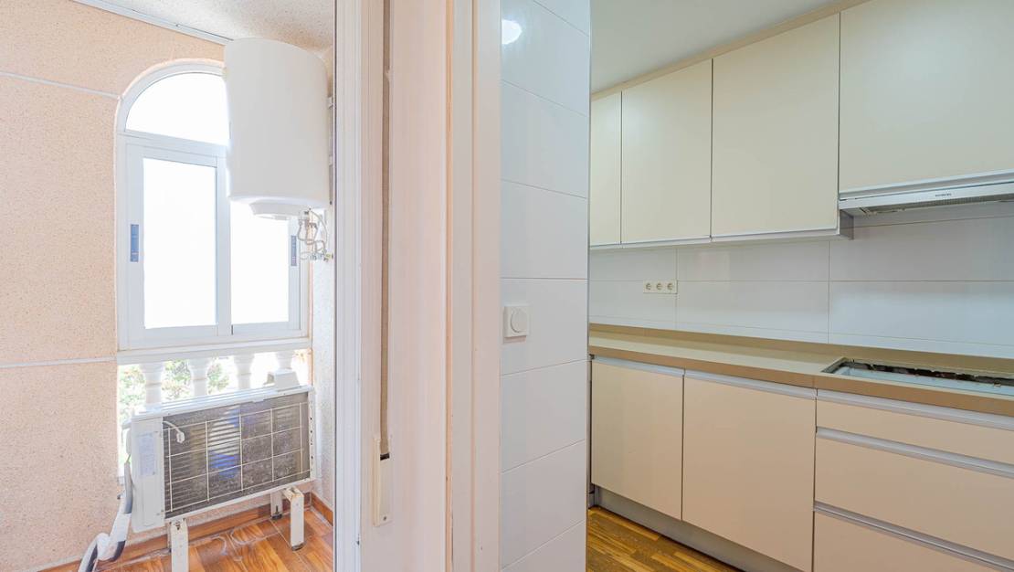Venta - Apartment - Torrevieja - Torrevieja Centro