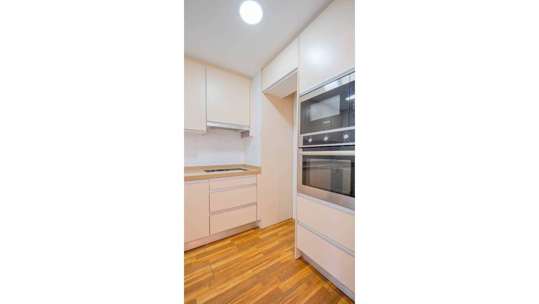 Venta - Apartment - Torrevieja - Torrevieja Centro