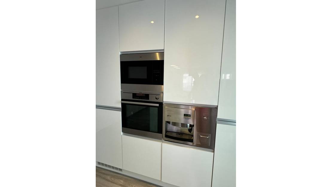 Venta - Apartment - Torrevieja - Torrevieja Centro