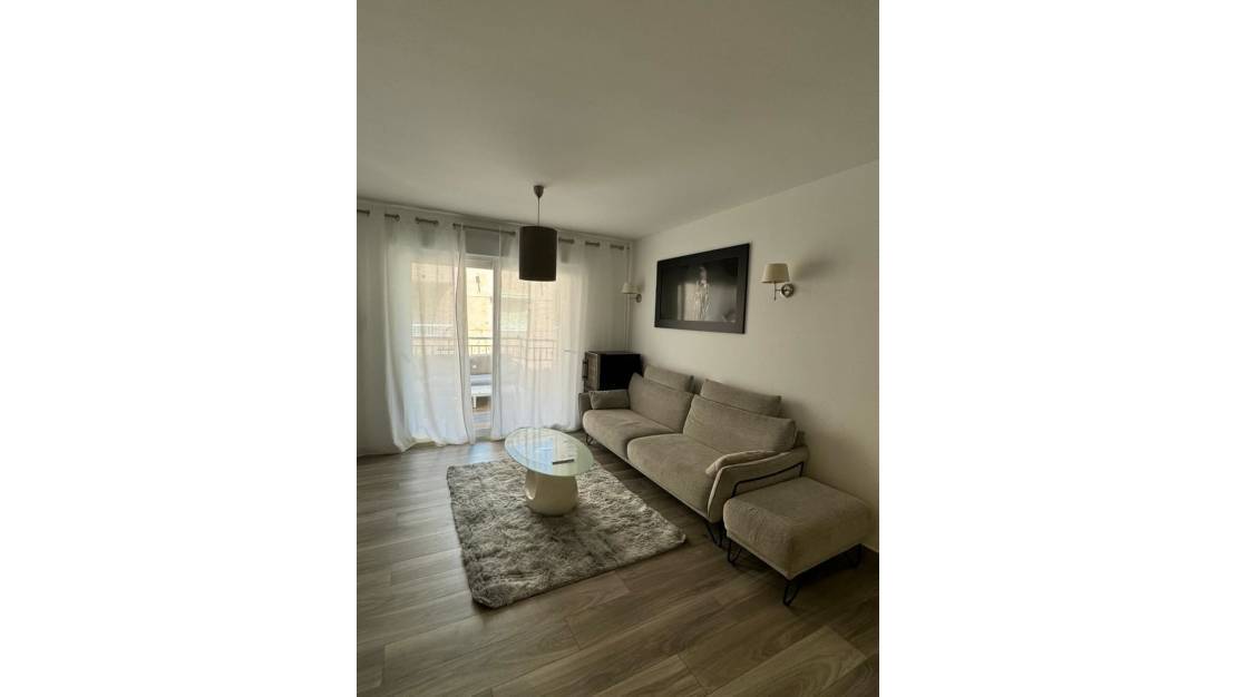 Venta - Apartment - Torrevieja - Torrevieja Centro