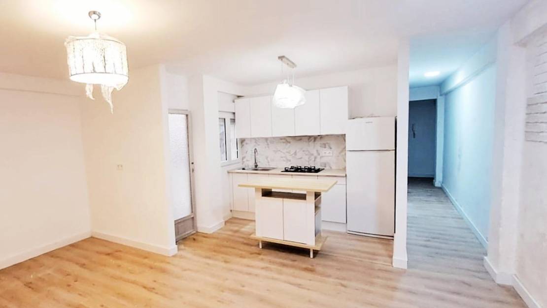 Venta - Apartment - Torrevieja - Torrevieja Centro