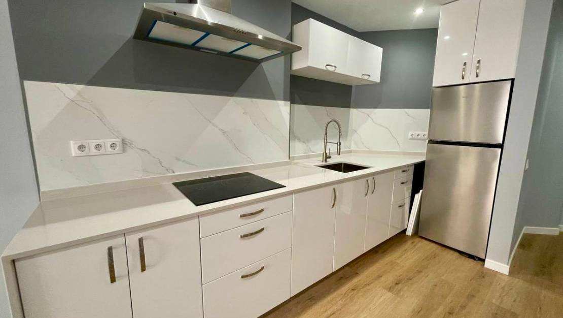 Venta - Apartment - Torrevieja - Torrevieja Centro
