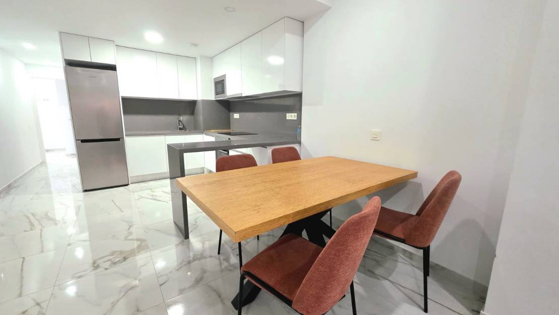 Venta - Apartment - Torrevieja - Torrevieja Centro