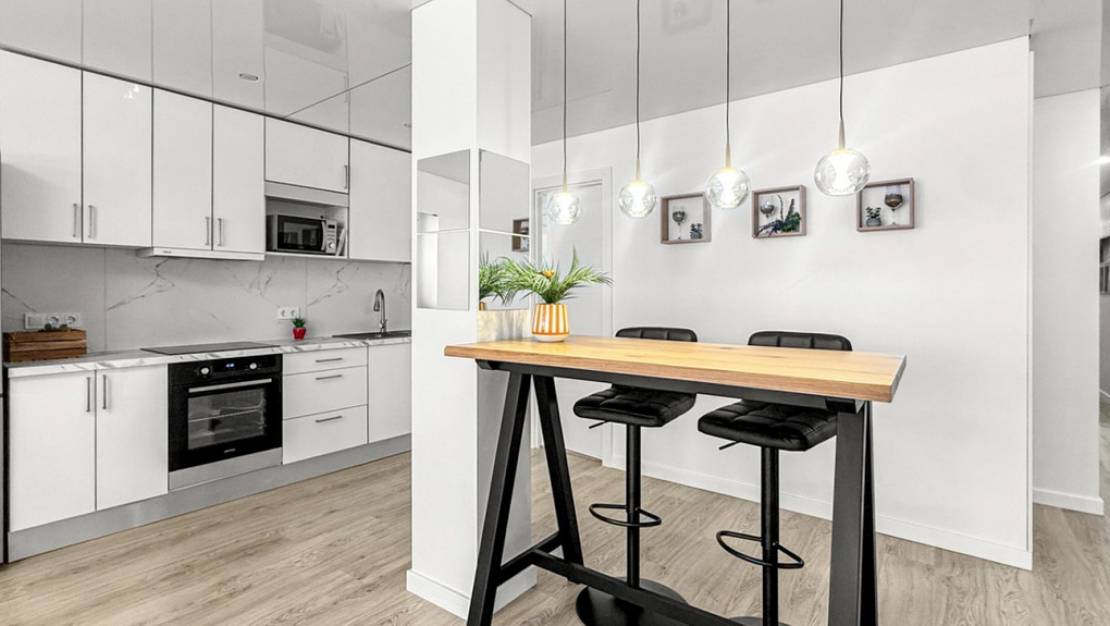 Venta - Apartment - Torrevieja - Torrevieja Centro