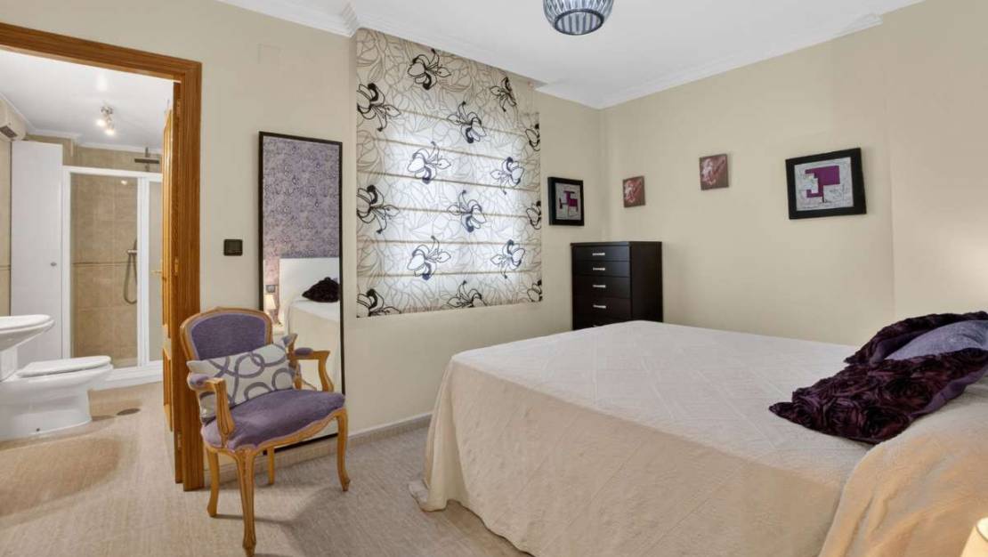 Venta - Apartment - Torrevieja - Torrevieja Centro
