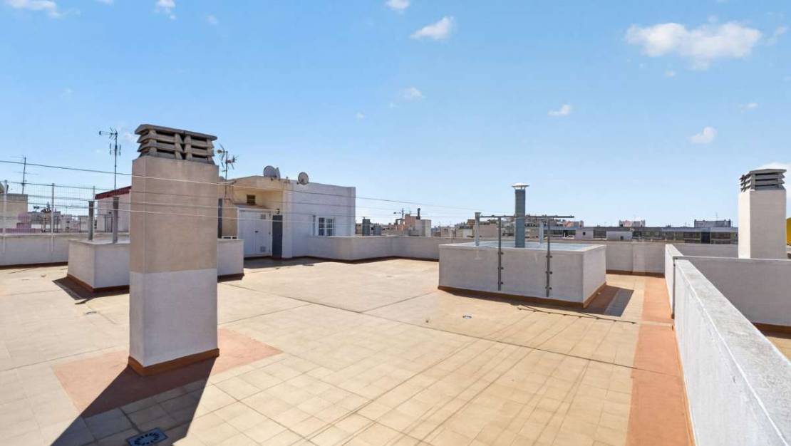 Venta - Apartment - Torrevieja - Torrevieja Centro