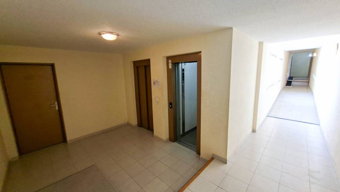 Venta - Apartment - Torrevieja - Torrevieja Centro