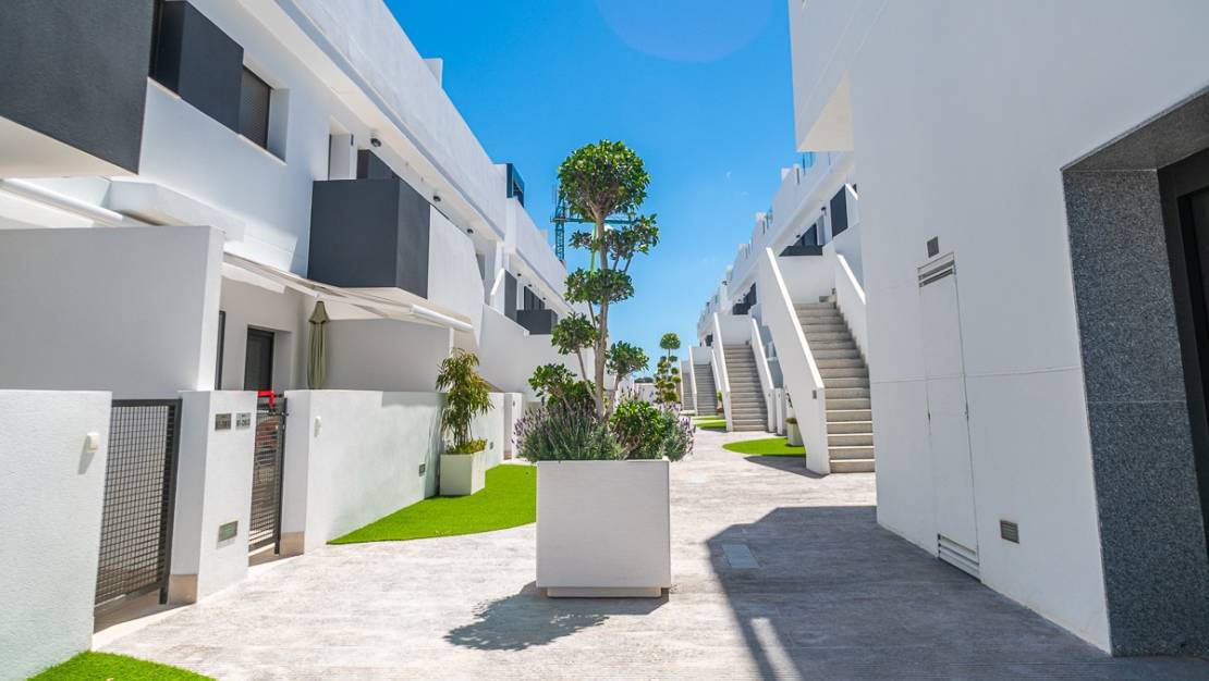 Venta - Apartment - Torrevieja - Torrevieja Centro