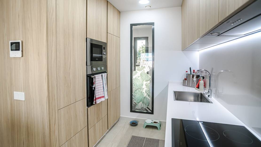 Venta - Apartment - Torrevieja - Torrevieja Centro