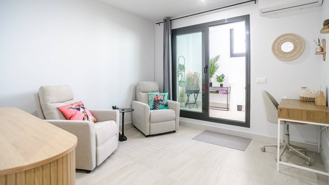 Venta - Apartment - Torrevieja - Torrevieja Centro