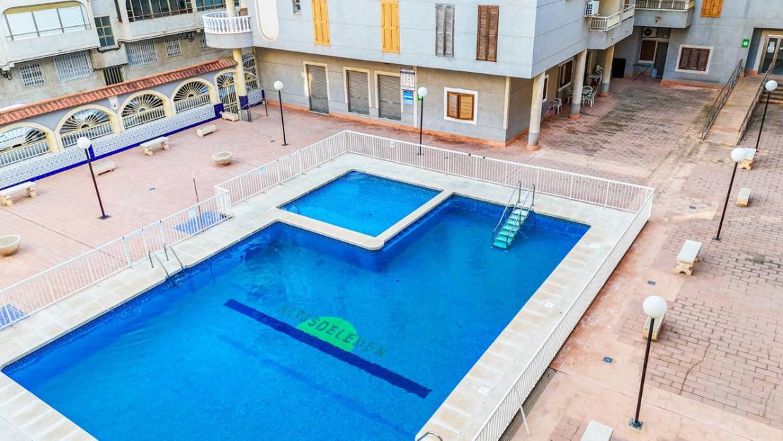 Venta - Apartment - Torrevieja - Torrevieja Centro