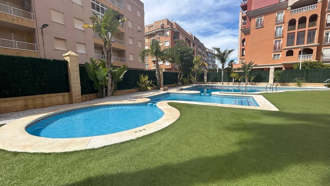 Venta - Apartment - Torrevieja - Torrevieja Centro