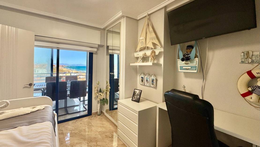 Venta - Apartment - Torrevieja - Torrevieja Centro