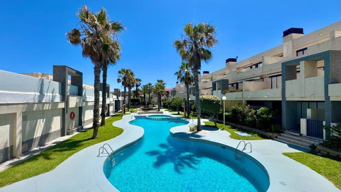 Venta - Apartment - Torrevieja - Torrevieja Centro