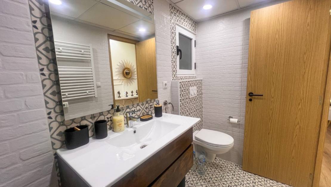 Venta - Apartment - Torrevieja - Torrevieja Centro