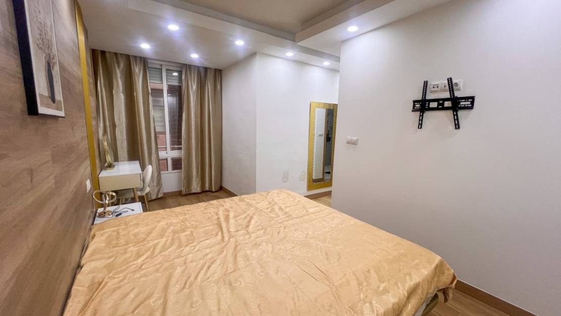 Venta - Apartment - Torrevieja - Torrevieja Centro