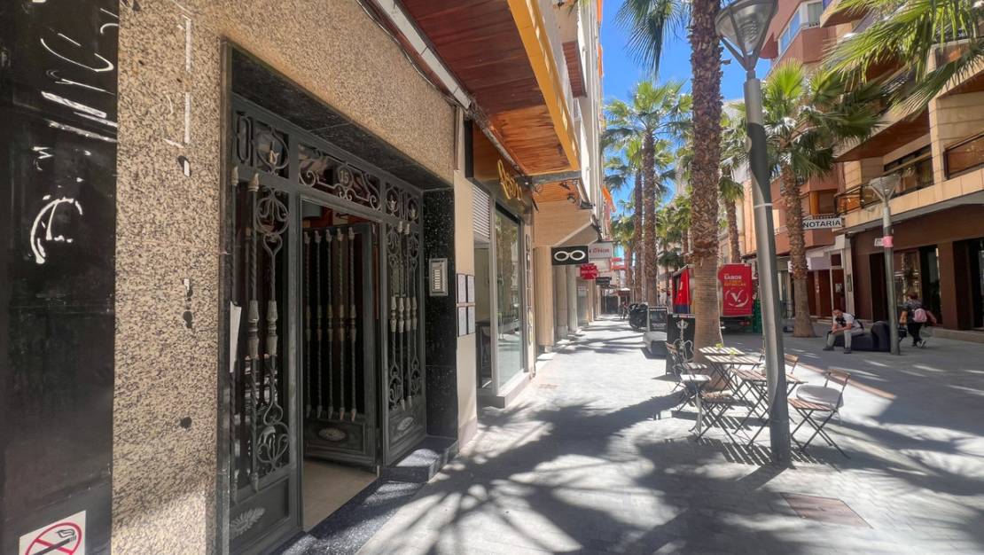 Venta - Apartment - Torrevieja - Torrevieja Centro