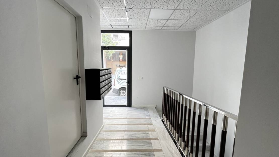 Venta - Apartment - Torrevieja - Torrevieja Centro