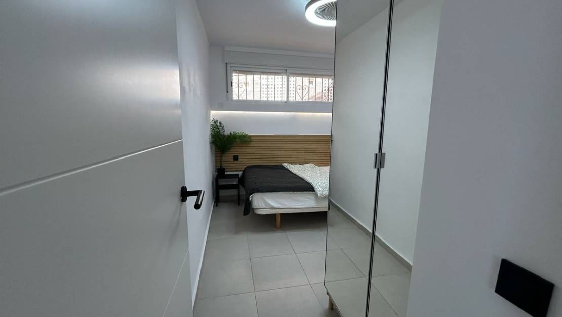 Venta - Apartment - Torrevieja - Torrevieja Centro