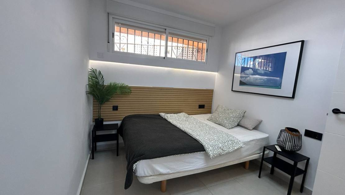 Venta - Apartment - Torrevieja - Torrevieja Centro