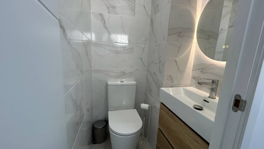 Venta - Apartment - Torrevieja - Torrevieja Centro